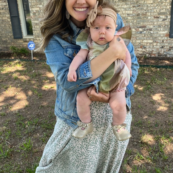 Polagram Dresses & Skirts - Floral MIDI Skirt